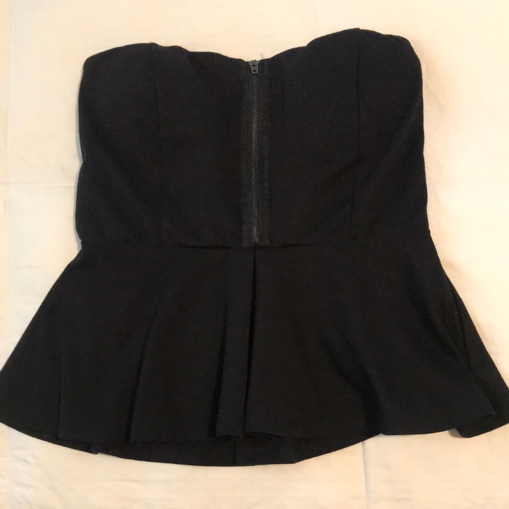 Strapless peplum top